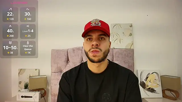 Snapshot of Amadeo_Wild chatting on 11-11-25, 10:59 Amadeo Wild online show from 11-11-25, 10:59