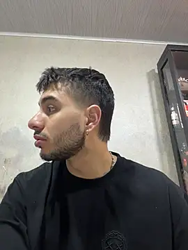 Amadeo Wild online show from 03-18-26, 01:14