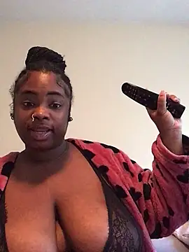 Snapshot of cocodreamxoxo chatting on 12-12-24, 02:44 cocodreamxoxo online show from 12-12-24, 02:44