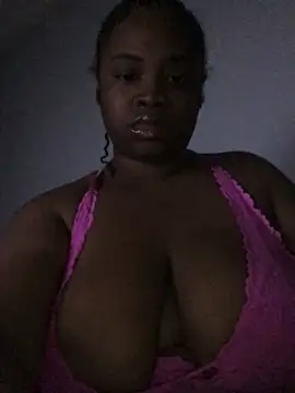 Snapshot of cocodreamxoxo chatting on 02-01-25, 01:55 cocodreamxoxo online show from 02-01-25, 01:55