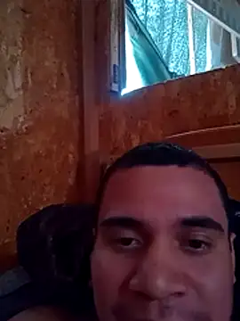 Juancito433 online show from 06-03-26, 04:45