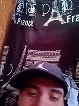 Juancito433 online show from 06-06-26, 04:23