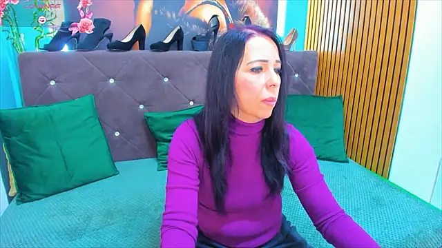 LauraSin online show from 02-05-26, 06:45