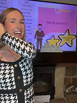 lola tentatiion online show from 12-14-25, 08:02