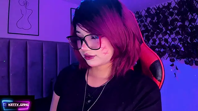 Kitty Gang online show from 01-08-26, 02:47