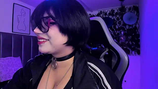 Kitty Gang online show from 03-28-26, 02:22