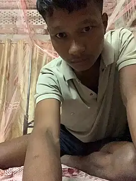 Snapshot of ShroveRising chatting on 11-13-25, 04:17 ShroveRising online show from 11-13-25, 04:17