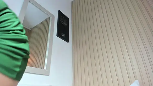 emma collson online show from 03-23-25, 02:37