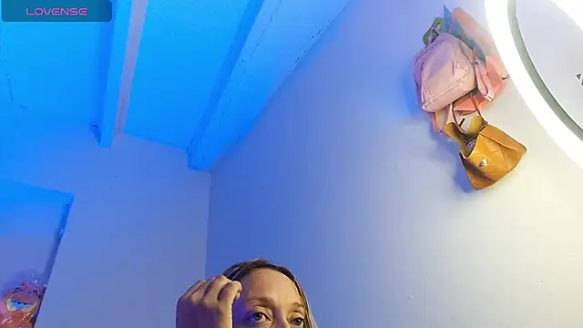 emma collson online show from 12-03-25, 08:51