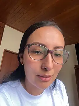 yaralyminjo2 online show from 01-05-25, 08:21