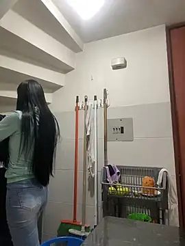 yaralyminjo2 online show from 01-26-25, 10:46