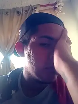 Snapshot of AlexaFontana chatting on 10-26-25, 10:04 AlexaFontana online show from 10-26-25, 10:04