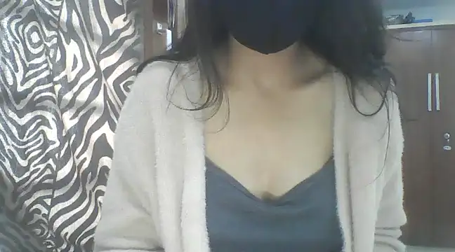 Snapshot of Pie066_ chatting on 12-23-24, 03:40 Pie066  online show from 12-23-24, 03:40