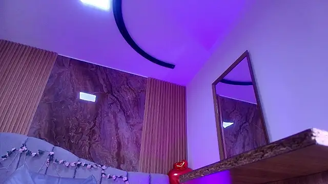 luce williams online show from 04-18-26, 07:58