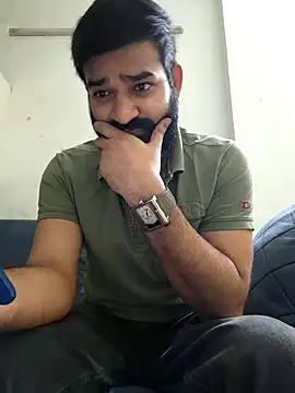 Snapshot of Fun_Guuy chatting on 12-03-24, 03:44 Fun Guuy online show from 12-03-24, 03:44