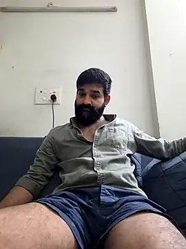 Snapshot of Fun_Guuy chatting on 12-14-24, 03:47 Fun Guuy online show from 12-14-24, 03:47