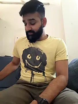 Snapshot of Fun_Guuy chatting on 01-06-25, 10:02 Fun Guuy online show from 01-06-25, 10:02