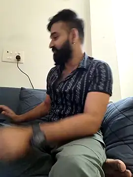 Snapshot of Fun_Guuy chatting on 01-11-25, 11:34 Fun Guuy online show from 01-11-25, 11:34