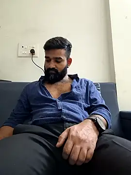 Snapshot of Fun_Guuy chatting on 01-22-25, 12:27 Fun Guuy online show from 01-22-25, 12:27