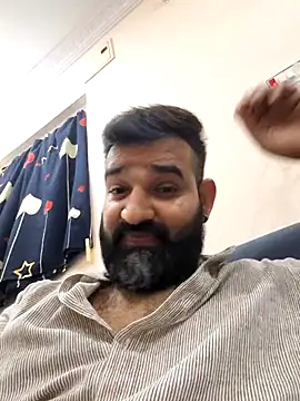 Snapshot of Fun_Guuy chatting on 10-20-25, 02:06 Fun Guuy online show from 10-20-25, 02:06