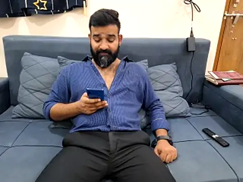 Snapshot of Fun_Guuy chatting on 10-31-25, 07:53 Fun Guuy online show from 10-31-25, 07:53