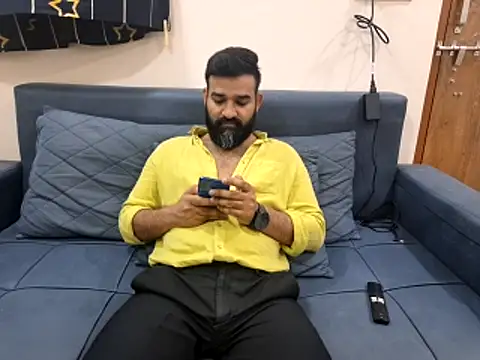 Snapshot of Fun_Guuy chatting on 11-05-25, 10:48 Fun Guuy online show from 11-05-25, 10:48