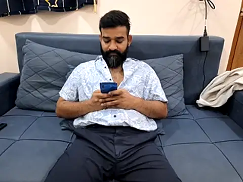 Snapshot of Fun_Guuy chatting on 11-09-25, 11:41 Fun Guuy online show from 11-09-25, 11:41