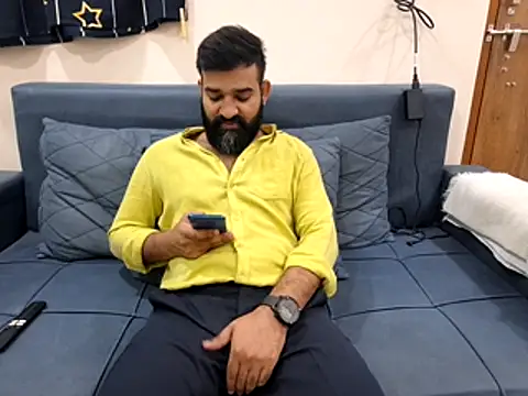 Snapshot of Fun_Guuy chatting on 11-11-25, 10:04 Fun Guuy online show from 11-11-25, 10:04