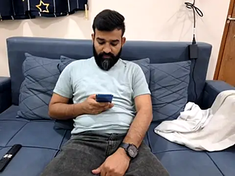 Snapshot of Fun_Guuy chatting on 11-14-25, 12:15 Fun Guuy online show from 11-14-25, 12:15