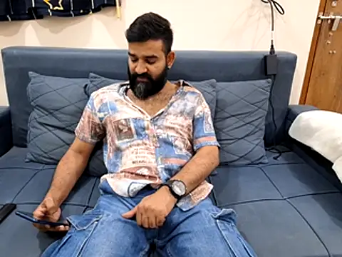 Snapshot of Fun_Guuy chatting on 11-16-25, 10:21 Fun Guuy online show from 11-16-25, 10:21