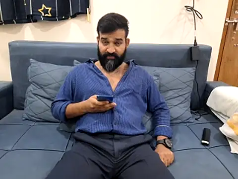 Snapshot of Fun_Guuy chatting on 11-18-25, 02:54 Fun Guuy online show from 11-18-25, 02:54