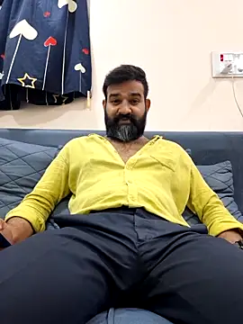 Snapshot of Fun_Guuy chatting on 11-25-25, 11:21 Fun Guuy online show from 11-25-25, 11:21