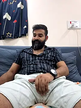 Snapshot of Fun_Guuy chatting on 11-27-25, 05:59 Fun Guuy online show from 11-27-25, 05:59