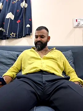 Snapshot of Fun_Guuy chatting on 12-03-25, 10:13 Fun Guuy online show from 12-03-25, 10:13