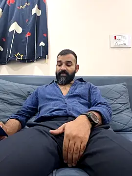 Snapshot of Fun_Guuy chatting on 12-15-25, 03:16 Fun Guuy online show from 12-15-25, 03:16