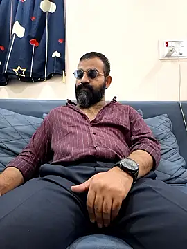 Fun Guuy online show from 01-12-26, 04:56