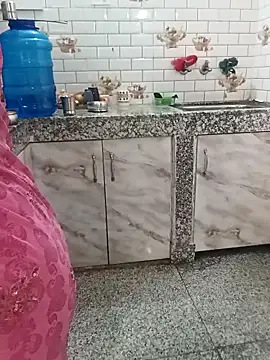 Saroj-Shah online show from 12-18-25, 05:46