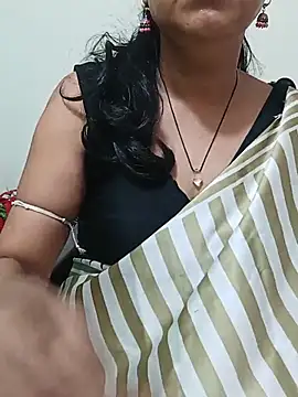 Snapshot of Saroj-Shah chatting on 06-27-26, 03:11 Saroj-Shah online show from 06-27-26, 03:11