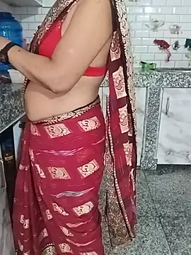 Snapshot of Saroj-Shah chatting on 07-07-26, 03:09 Saroj-Shah online show from 07-07-26, 03:09