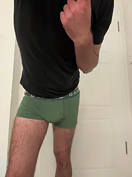 mrniceguy198 online show from 10-17-25, 09:06