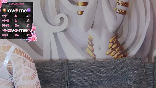 hailey peach online show from 09-14-25, 05:01