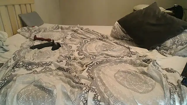 33  Max online show from 02-05-26, 09:41