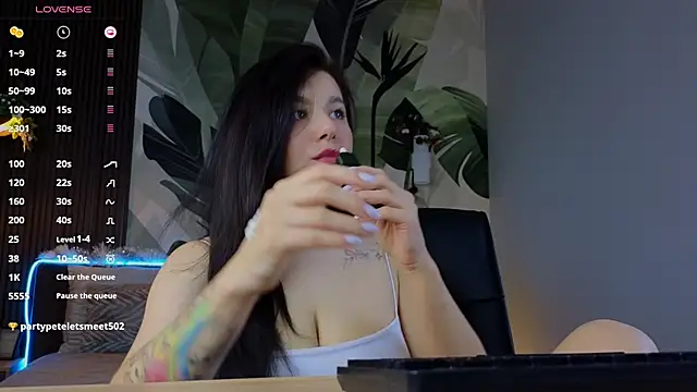 Snapshot of Jenna_Adams_ chatting on 01-08-25, 04:12 Jenna Adams online show from 01-08-25, 04:12