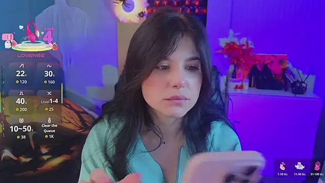 Snapshot of Jenna_Adams_ chatting on 10-30-25, 01:40 Jenna Adams online show from 10-30-25, 01:40