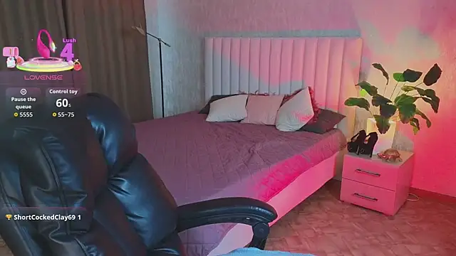 Jenna Adams  online show from 06-12-26, 02:43