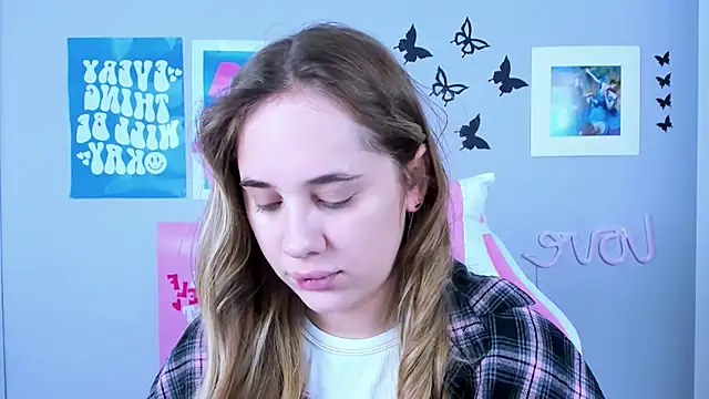 MiaMilas online show from 02-04-25, 05:42