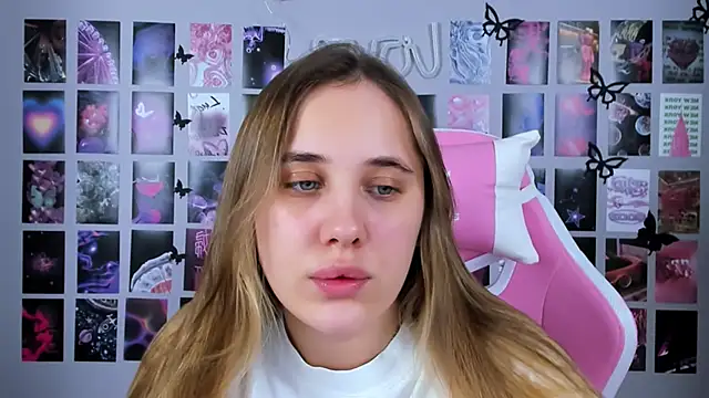 MiaMilas online show from 02-10-25, 04:14