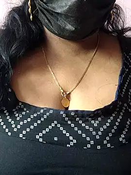 mallu-sumi online show from 04-09-26, 04:34