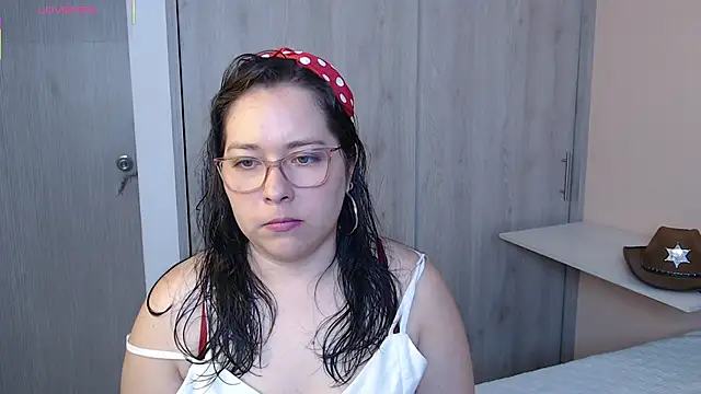 May Carlier online show from 10-11-25, 08:29