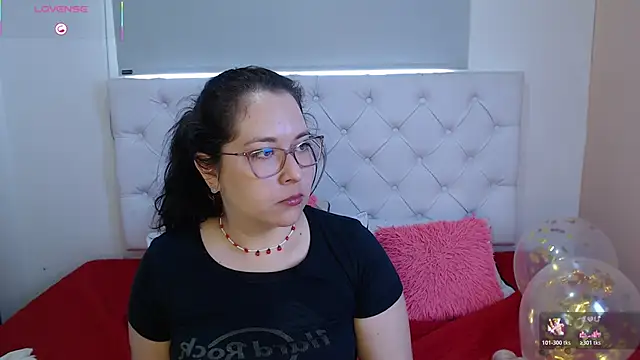 May Carlier online show from 02-14-26, 05:43